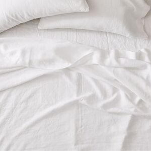 West Elm European Flax Linen Sheet Set White, King, Retail $309.00 USD